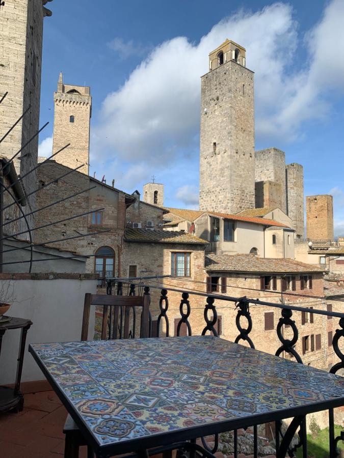 Apartamento L'Attico Dei Sogni San Gimignano Exterior foto